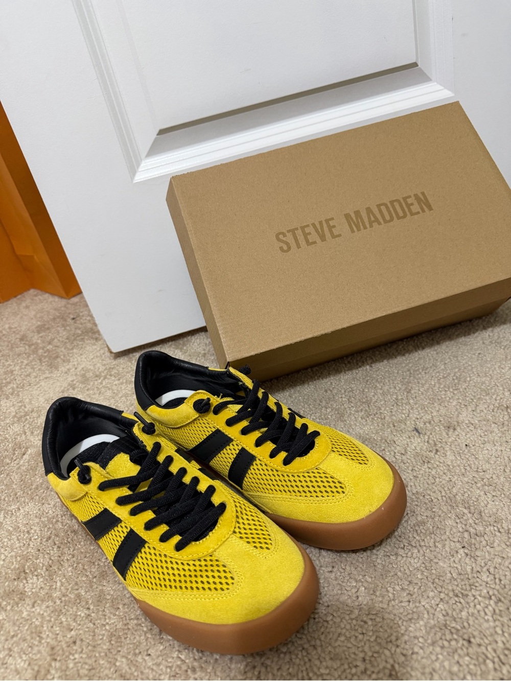 Steve Madden Men’s Yellow & Black Suede Mesh Sneakers